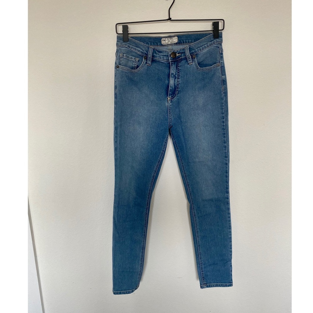 Free People Skinny Jeans-Size 28